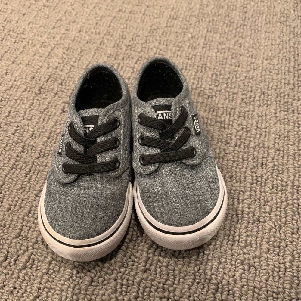 Vans size 5 - Picture 2 of 2